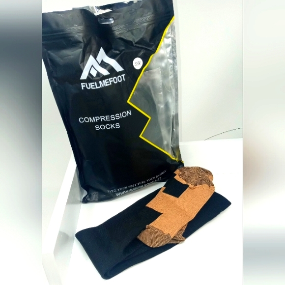 Fuelmefoot Compression Socks - Picture 2 of 6